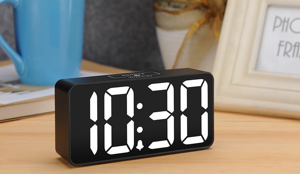 DreamSky Compact Digital Alarm Clock 