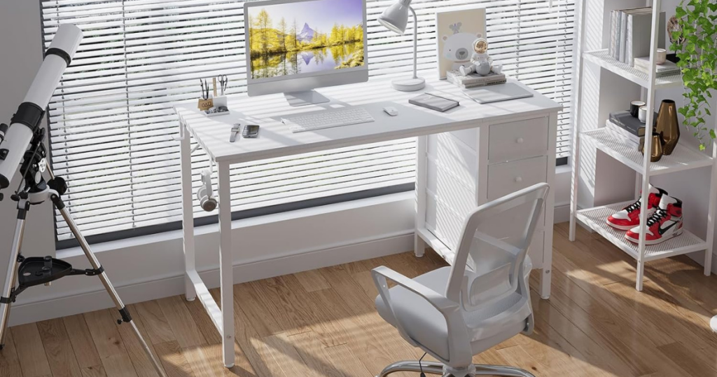 Lufeiya White Computer Desk with Drawers