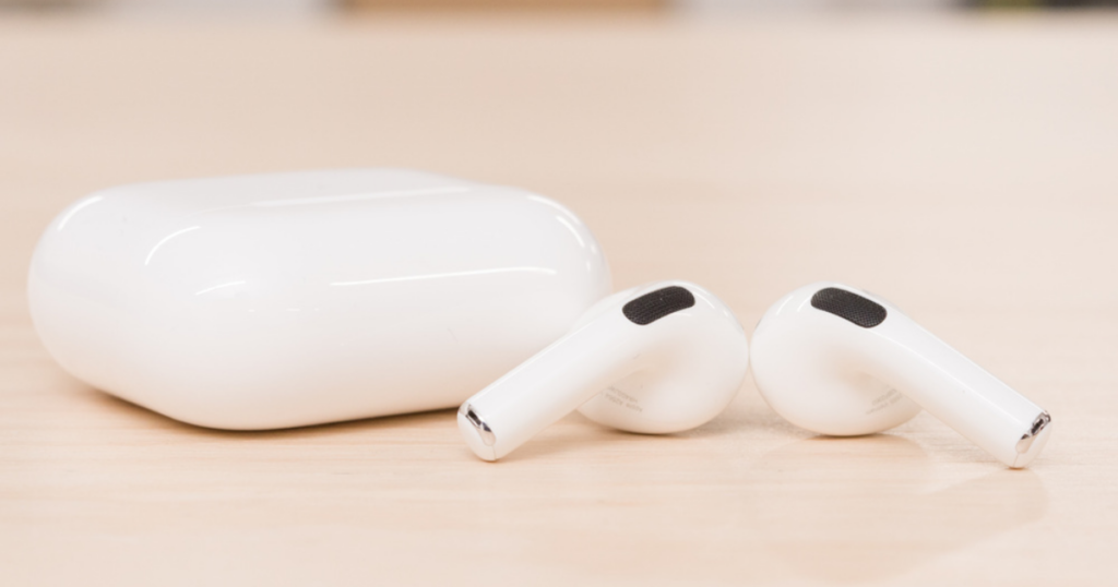 Apple AirPods (3rd Generation)